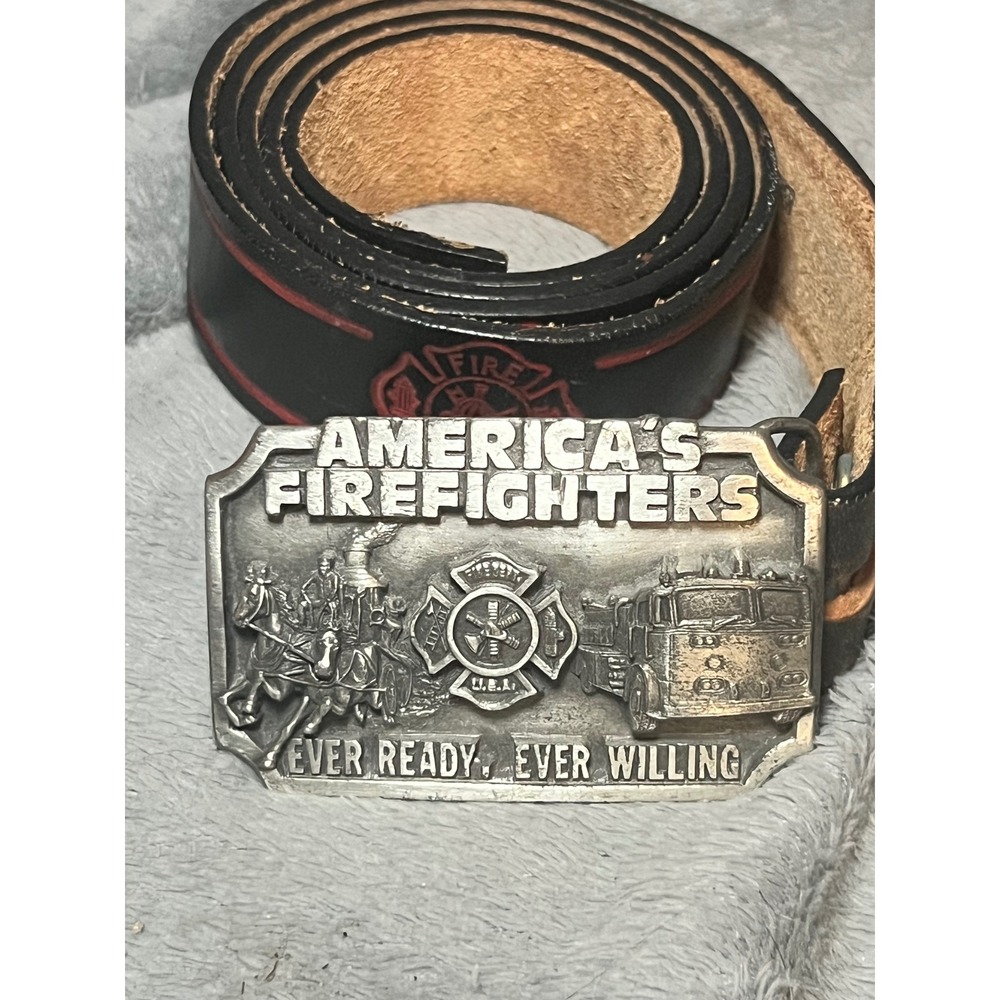 Vintage 1983 Siskiyou America's Firefighters Pewter Belt Buckle Leather USA 40